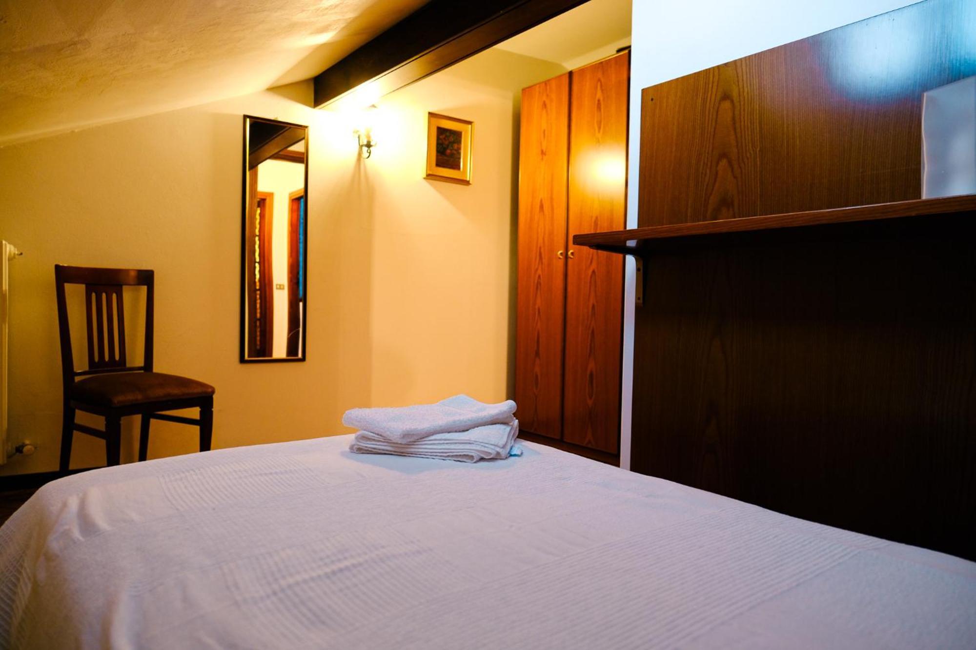 Apartamento La Casa Dei Perci Varenna Exterior foto