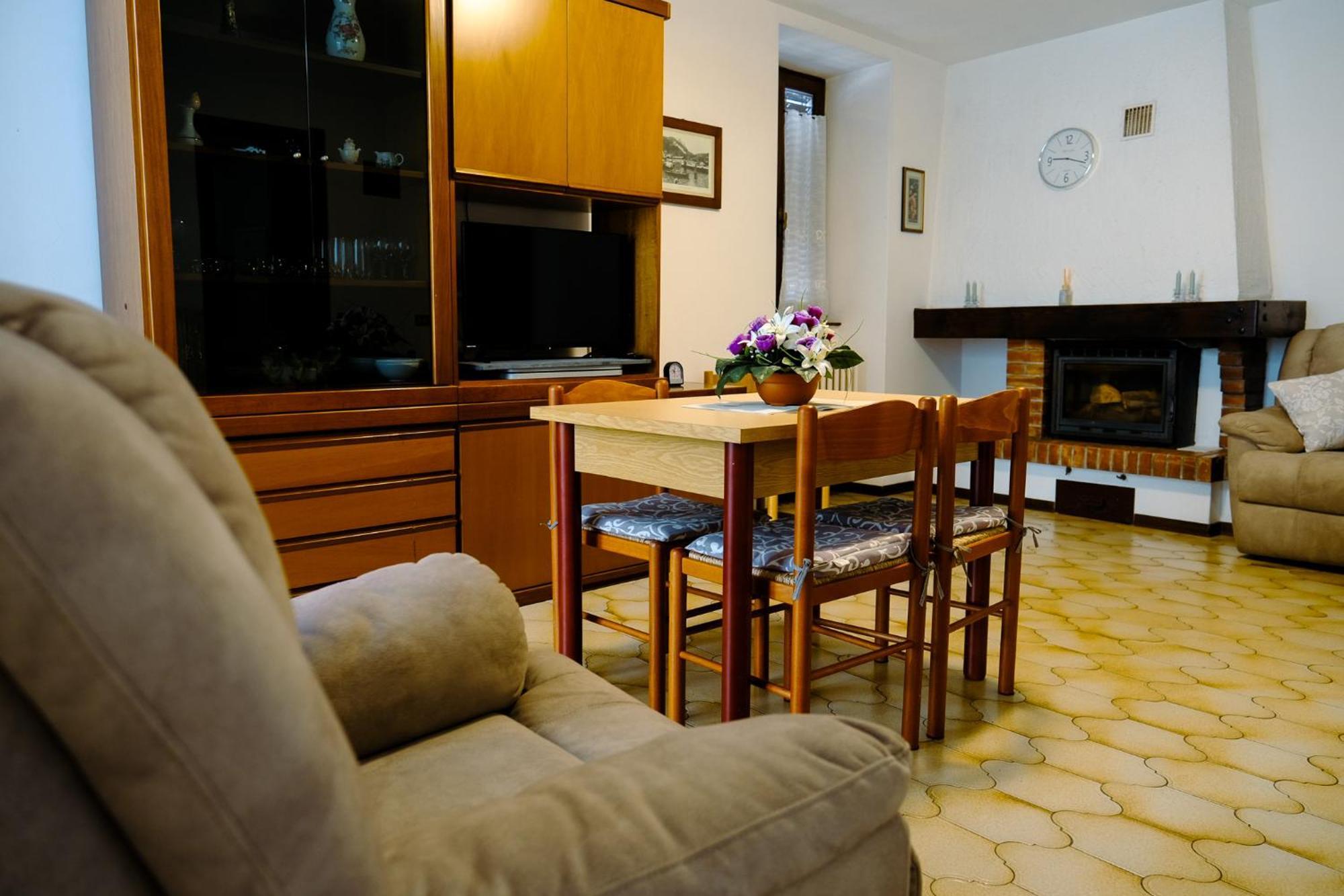 Apartamento La Casa Dei Perci Varenna Exterior foto